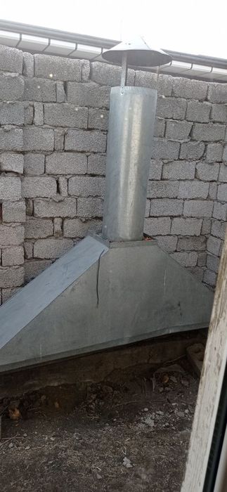 Вытяжной зонт с мотором