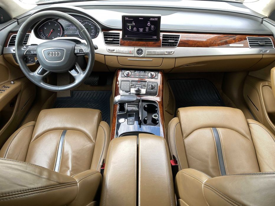 Dezmembrez Audi A8 4H 4.2 TDI FULL/CDS/CDSB/camere 360/faruri matrix/frigider/stopuri led/usi/oglinzi/capota/bara/trapa/parbriz/tv