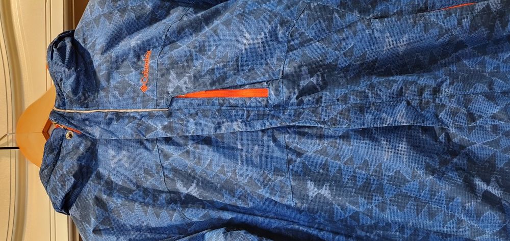 Продам подростковую куртку