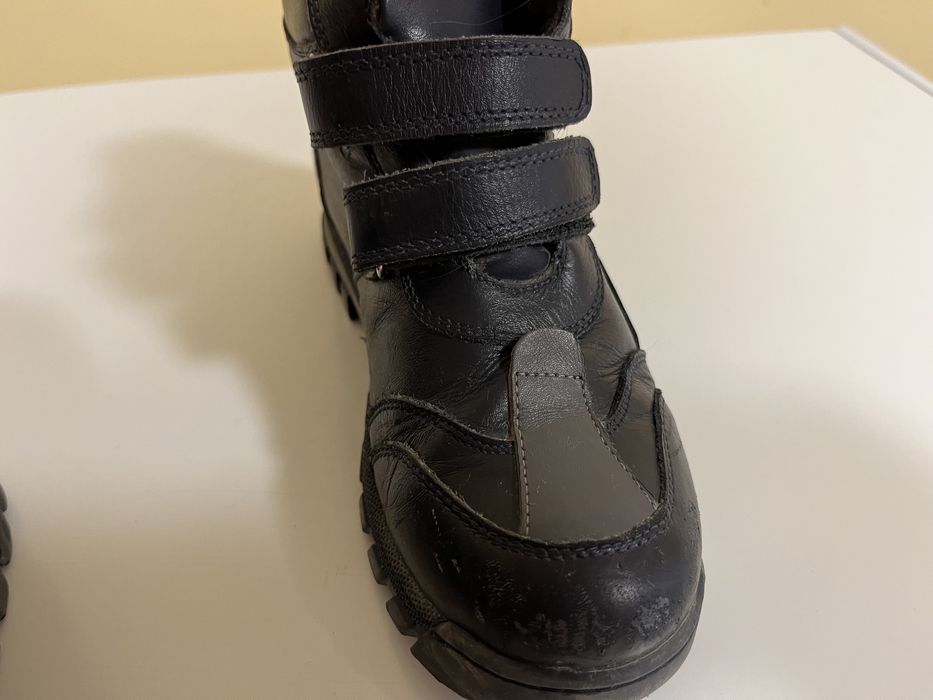 Продам кожанные ботинки