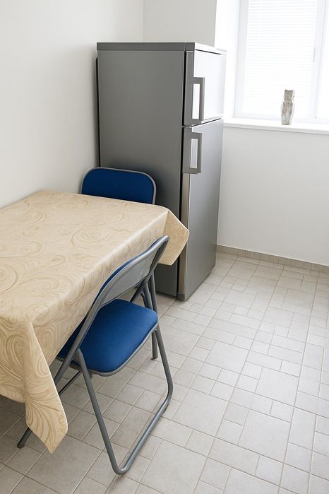 Дава се под наем Едностаен апартамент в Пловдив, Гагарин - 52 кв.м за 306 € - Снимка #1