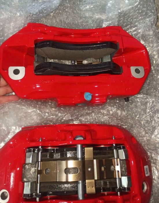 AMG;АМГ спирачки CLS 63