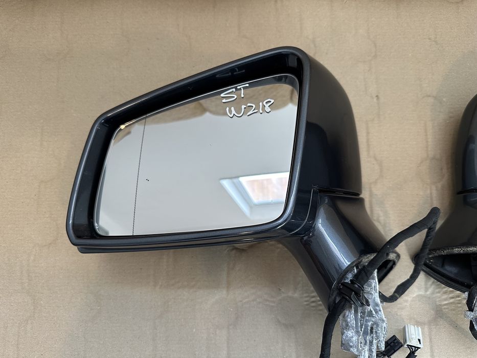 Oglinzi, Oglinda stanga / Oglinda dreapta Mercedes CLS W218