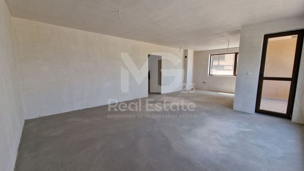 Продава се Двустаен апартамент в Пловдив, Коматево - 87 кв.м за 1303 €/кв.м - Снимка #1