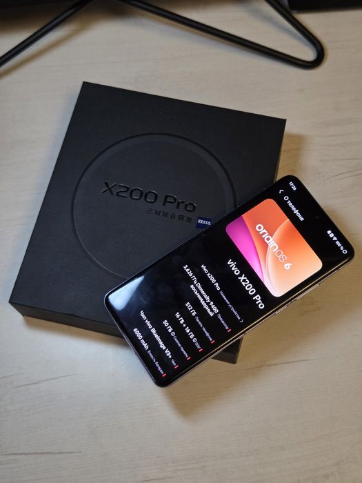 Vivo x200 pro sapphire blue