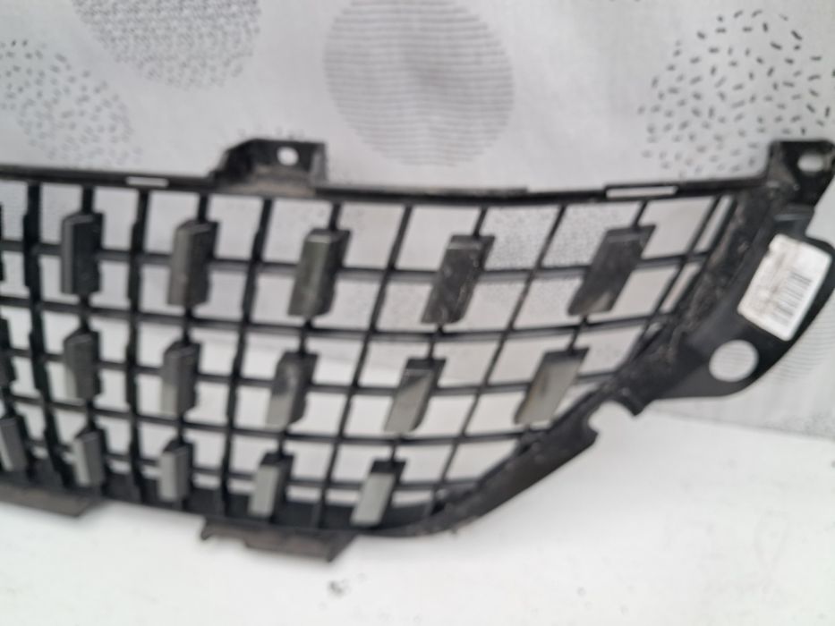 Грил решетка пежо 2008 Peugeot 2008 2016/21г
