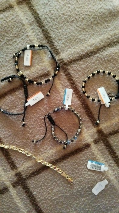 Vând aur  350 gramul