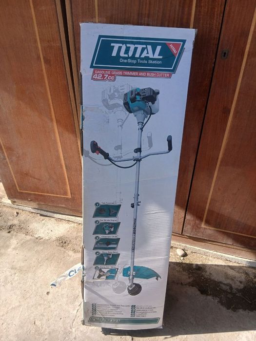 Триммер "Total" новый