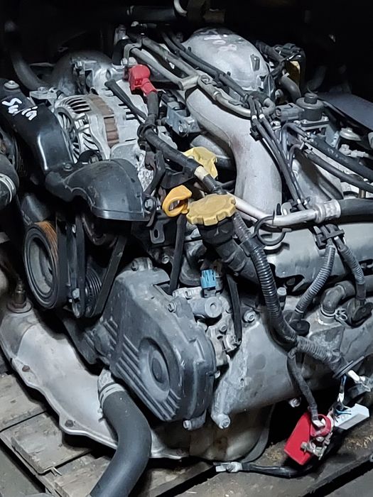 Двигатель  Ei203 на Subaru Forester  .