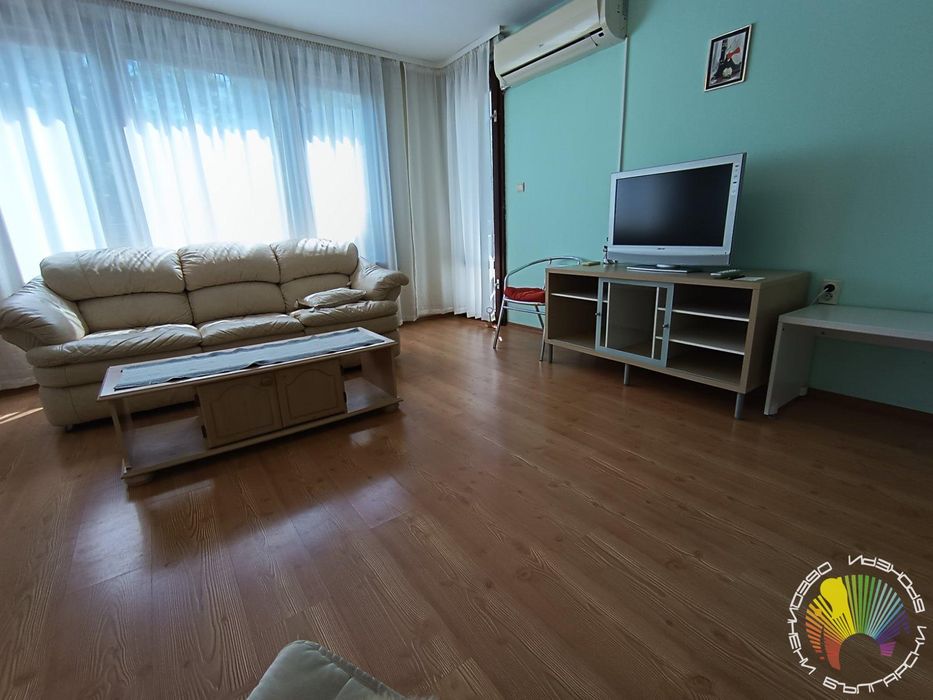 Дава се под наем Тристаен апартамент в Бургас, Лазур - 95 кв.м за 459 € - Снимка #2