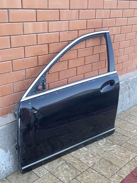 Дверь водительская w221
