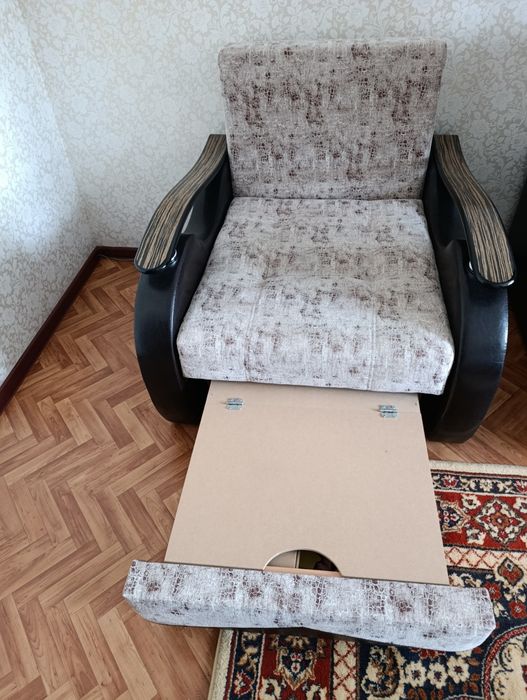 Диван и кресло - кровать