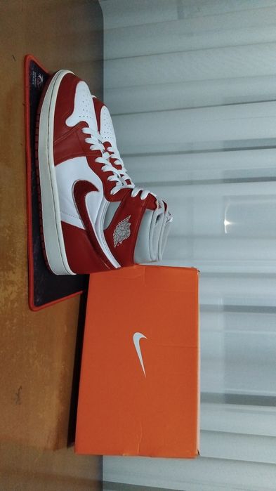 Jordan 1 Varsity Red 42