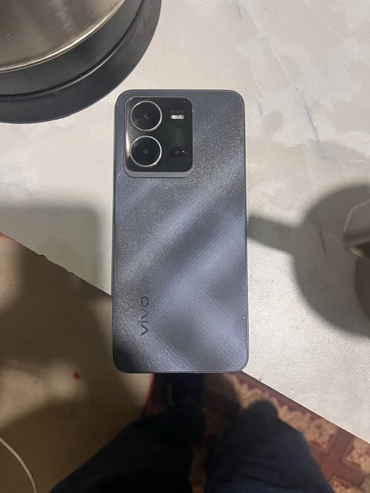 Продам Vivo V25 е