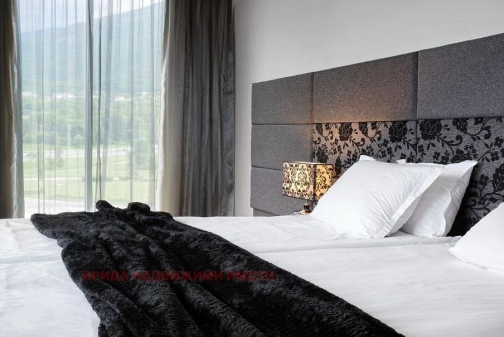 Продава се Тристаен апартамент в София, Манастирски ливади - 222 кв.м за 1765 €/кв.м - Снимка #5