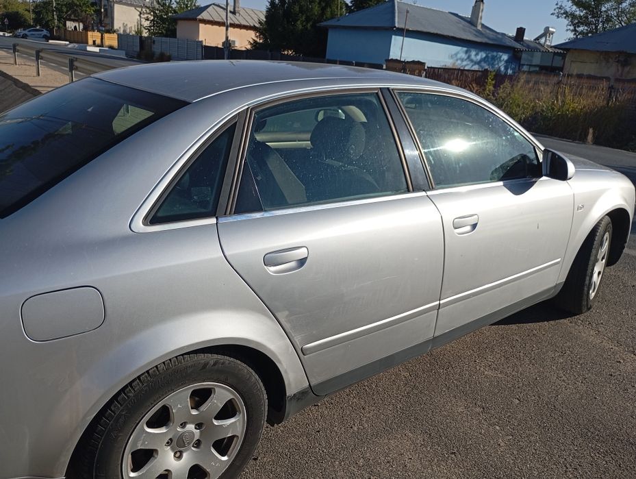 AUDI A4 2002 — imagine 5