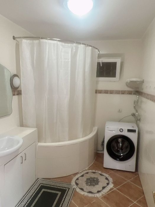 4/4/4 Генерала Петрова 77 серия. 90кв. Ремонт мебель техника.