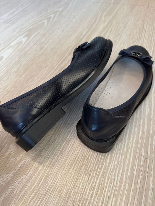 Туфли школьные  размер 34