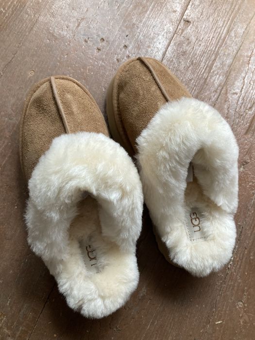 ugg original  disquette marime 38 39 clasic negru cizma bej nou