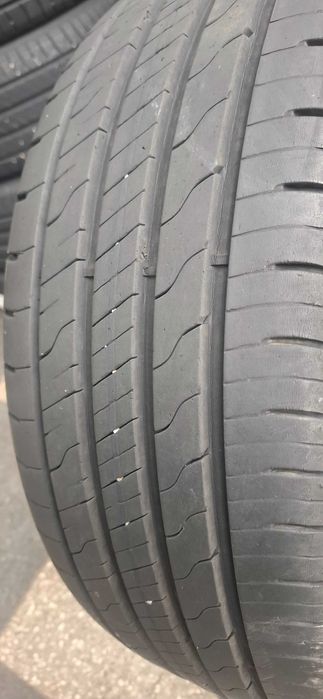 2бр. 205/55/16 Goodyear 7mm грайфер, дот 22г. Безплатен монтаж
