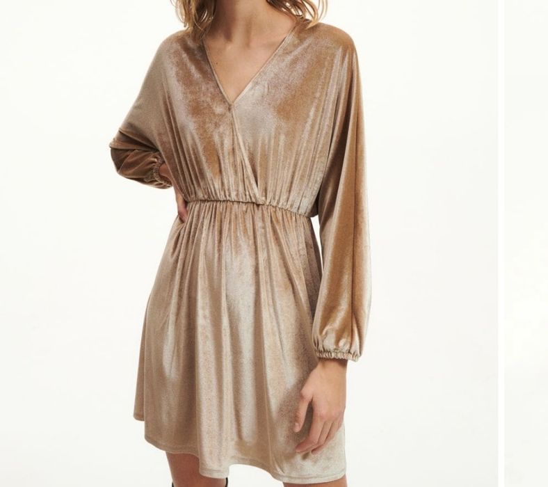 Rochie catifea aurie