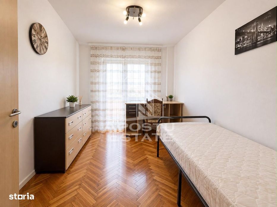 Apartament 3 camere zona Vlaicu