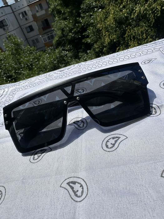 Louis vuitton очила