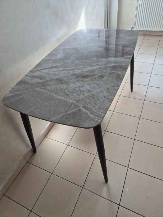 Кухонный стол, размер 70×130см