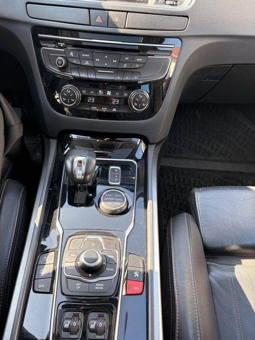 Peugeot 508 RXH HYbrid4