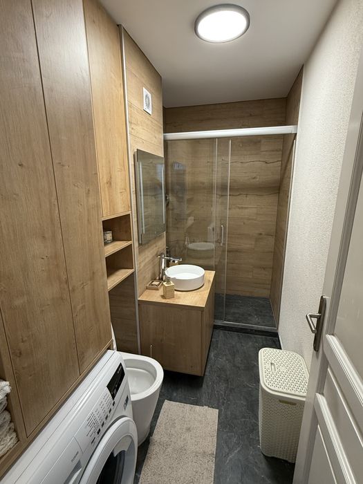 Apartament 2 camere – complet renovat, mobilat nou – lângă Parcul Salca