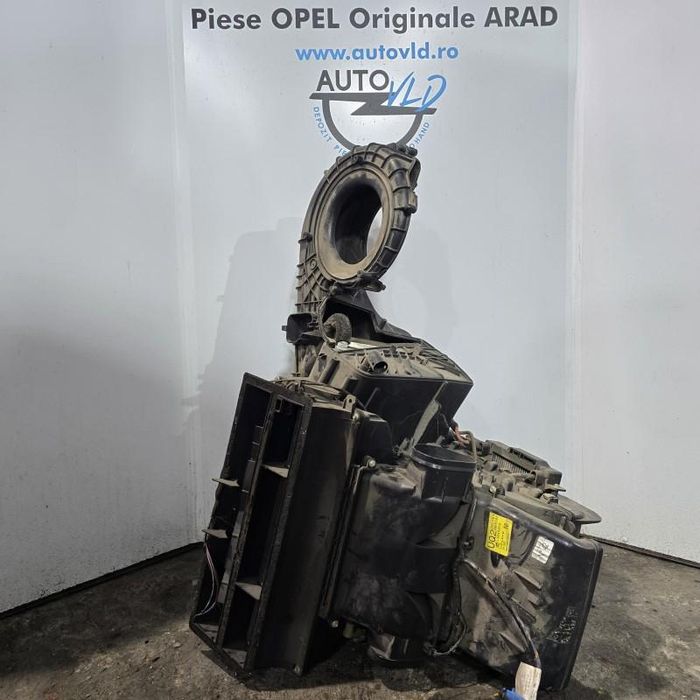 Carcasa aeroterma Opel Astra H Twintop