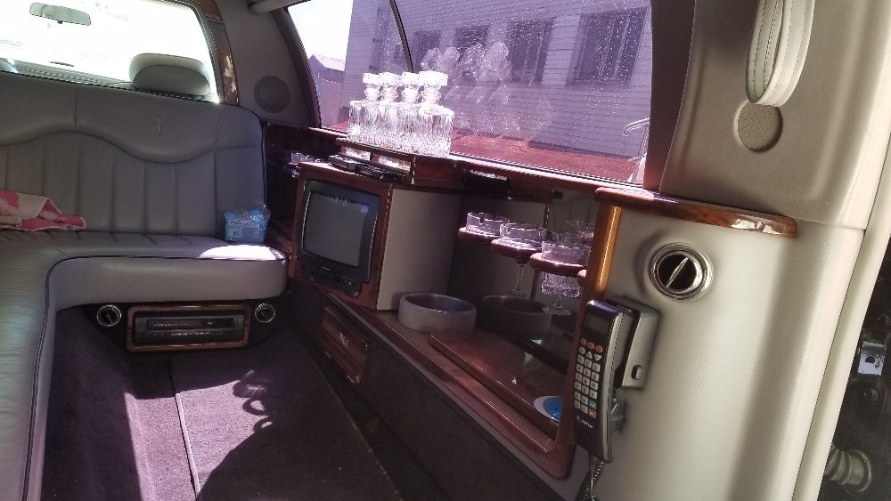 Линкольн Таун Кар