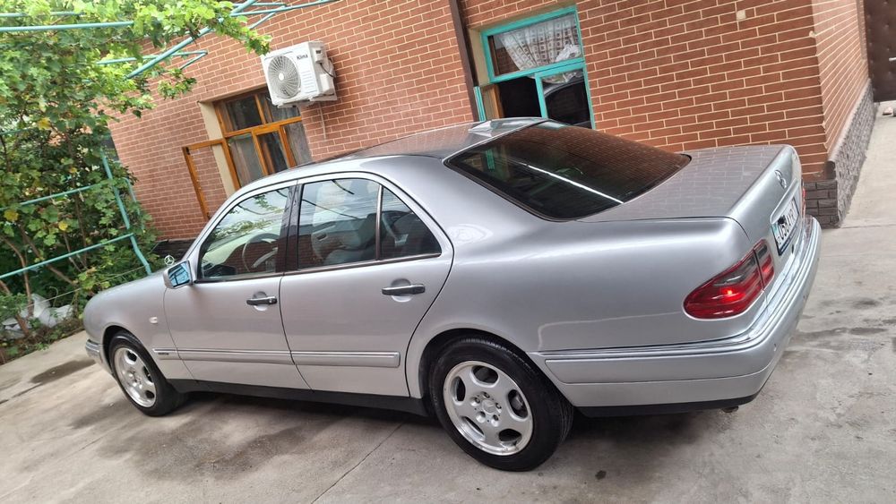 W210 сатылады  Мерседес
