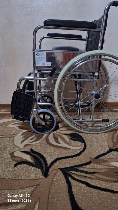 Инвалидная коляска