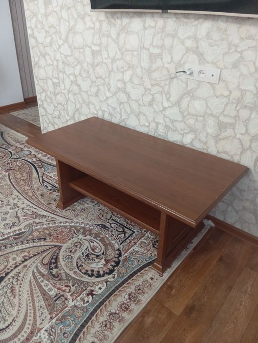 Продам журнальный стол