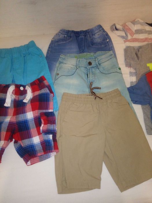 Дрешки за 5-6 г.