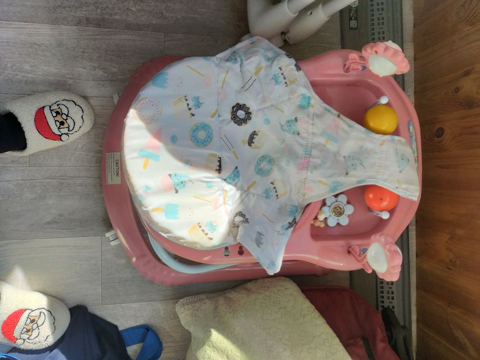 Продам ходунки 4500