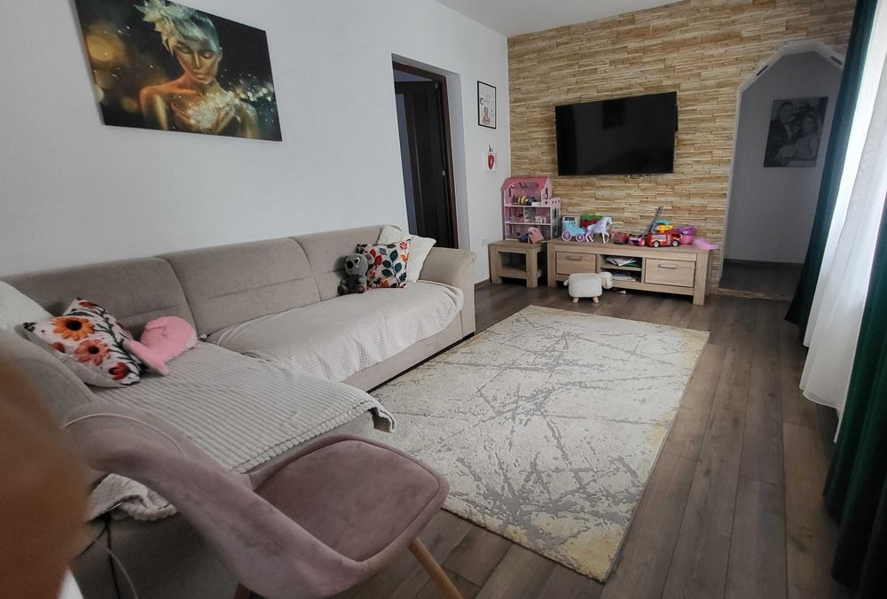 Vând casa în Cumpana