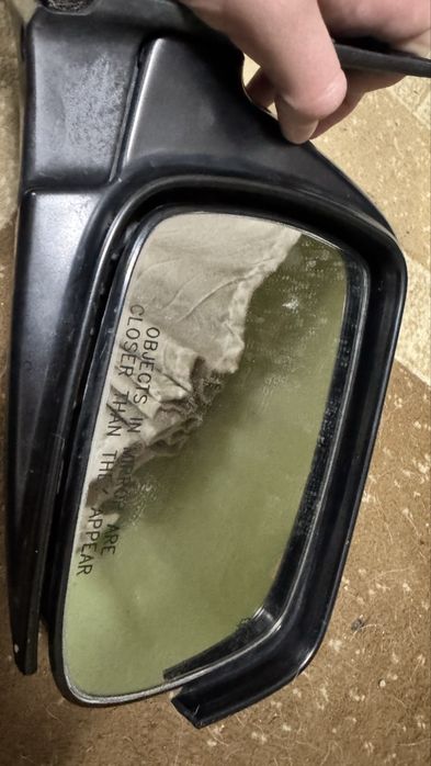 правое зеркало subaru(outback 2004г. американец)