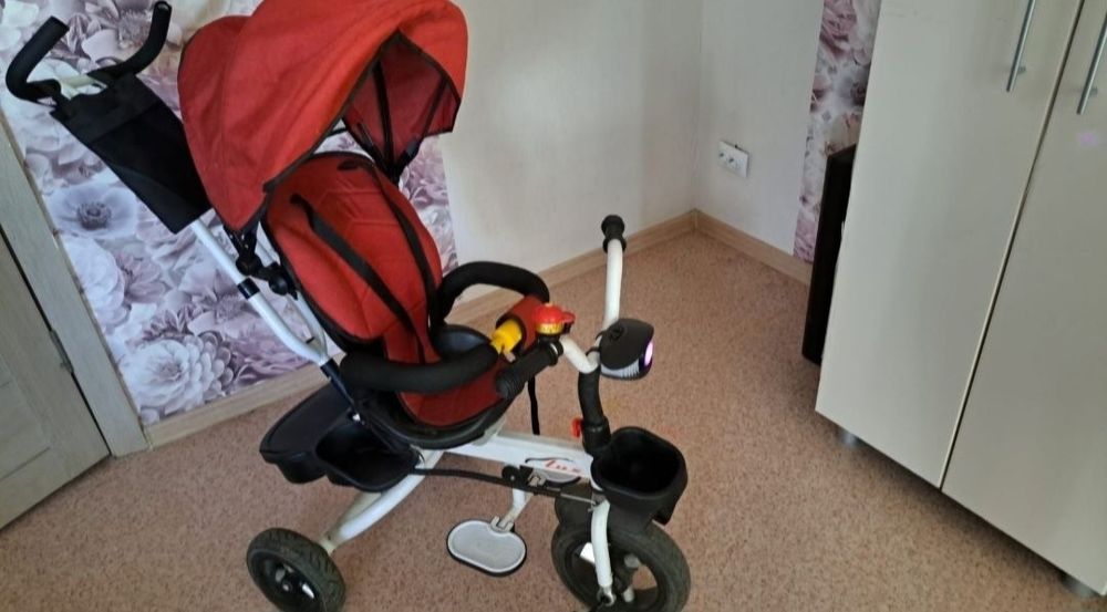 Продам велоколяску