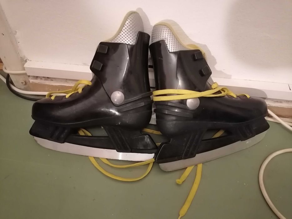 Patine copii marca Roces marimea 36
