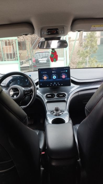 Byd e2 2024. год
