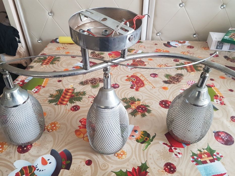 Продаю люстра люстра