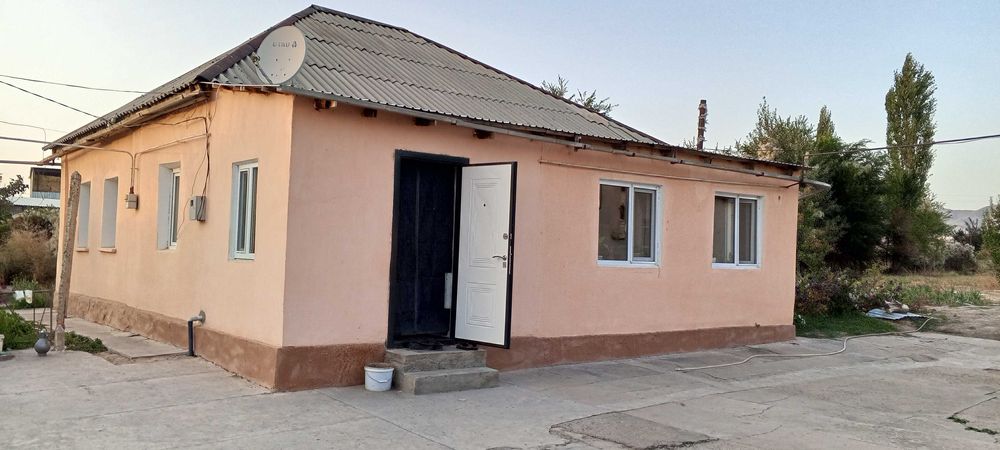 Үй сатылады. Продается дом