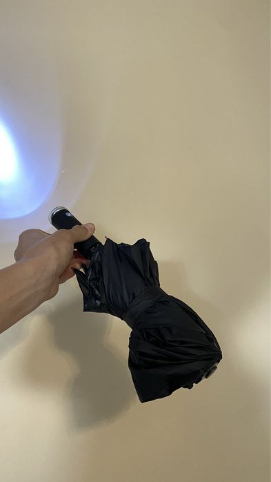 Продам зонтик в хорошым качестве