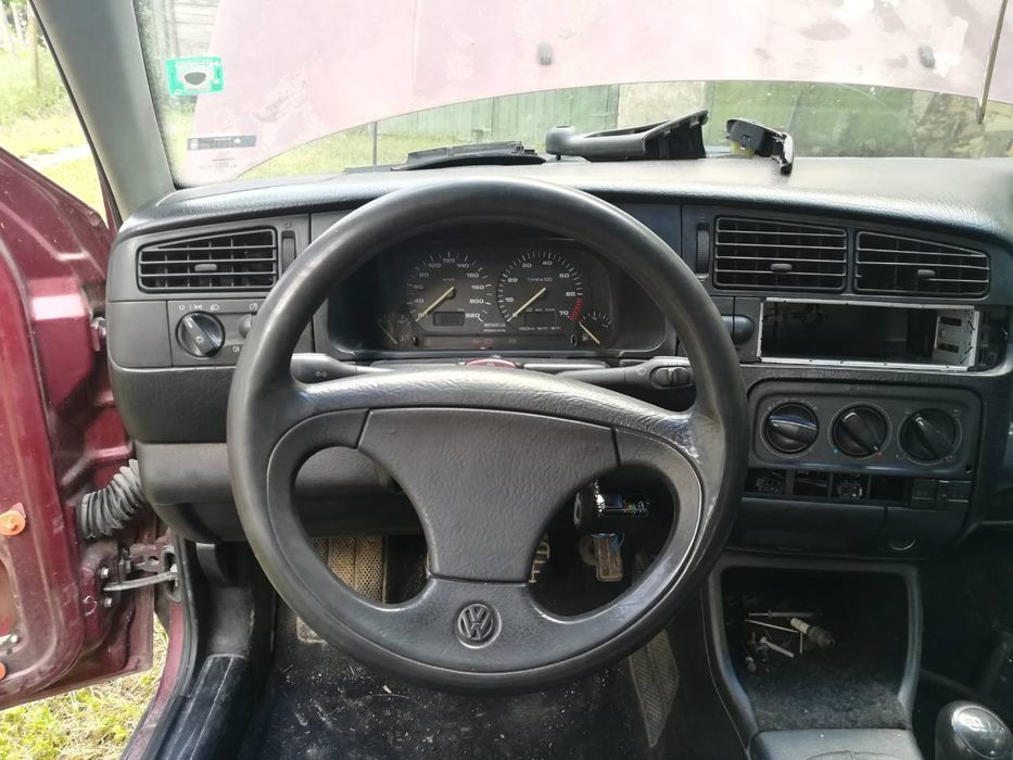 Golf 3 2.0 GTI на части