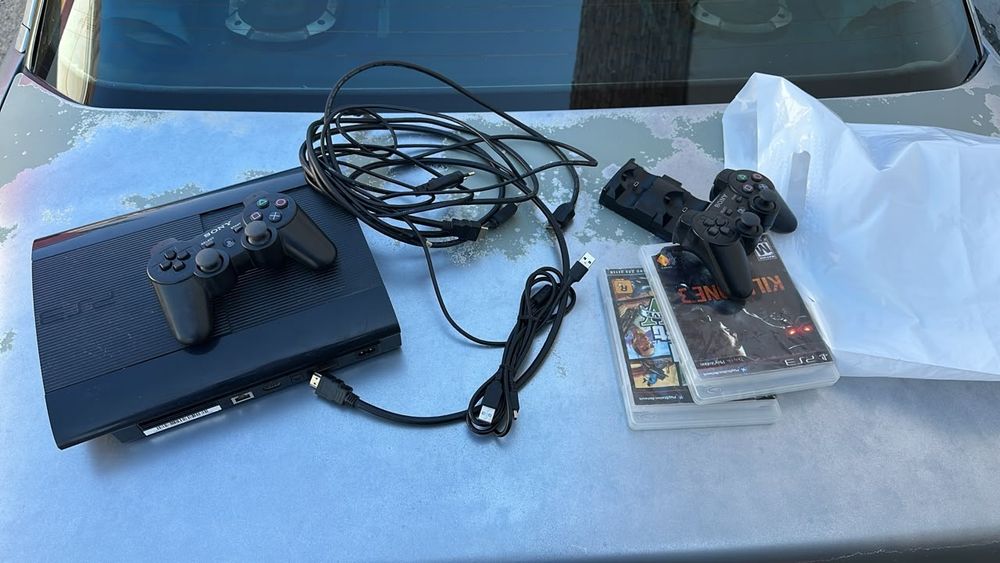 Ps3 superslim 320gb holati yahshi