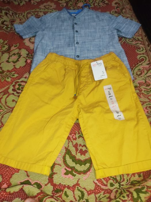 Продаётся , детский одежда .