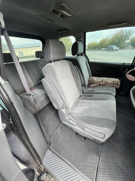 Mazda MPV, 2004 года