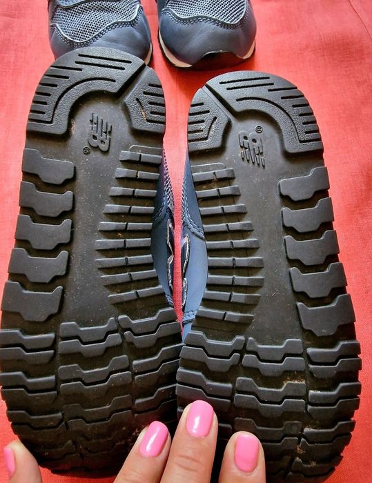 Adidasi New Balance copii